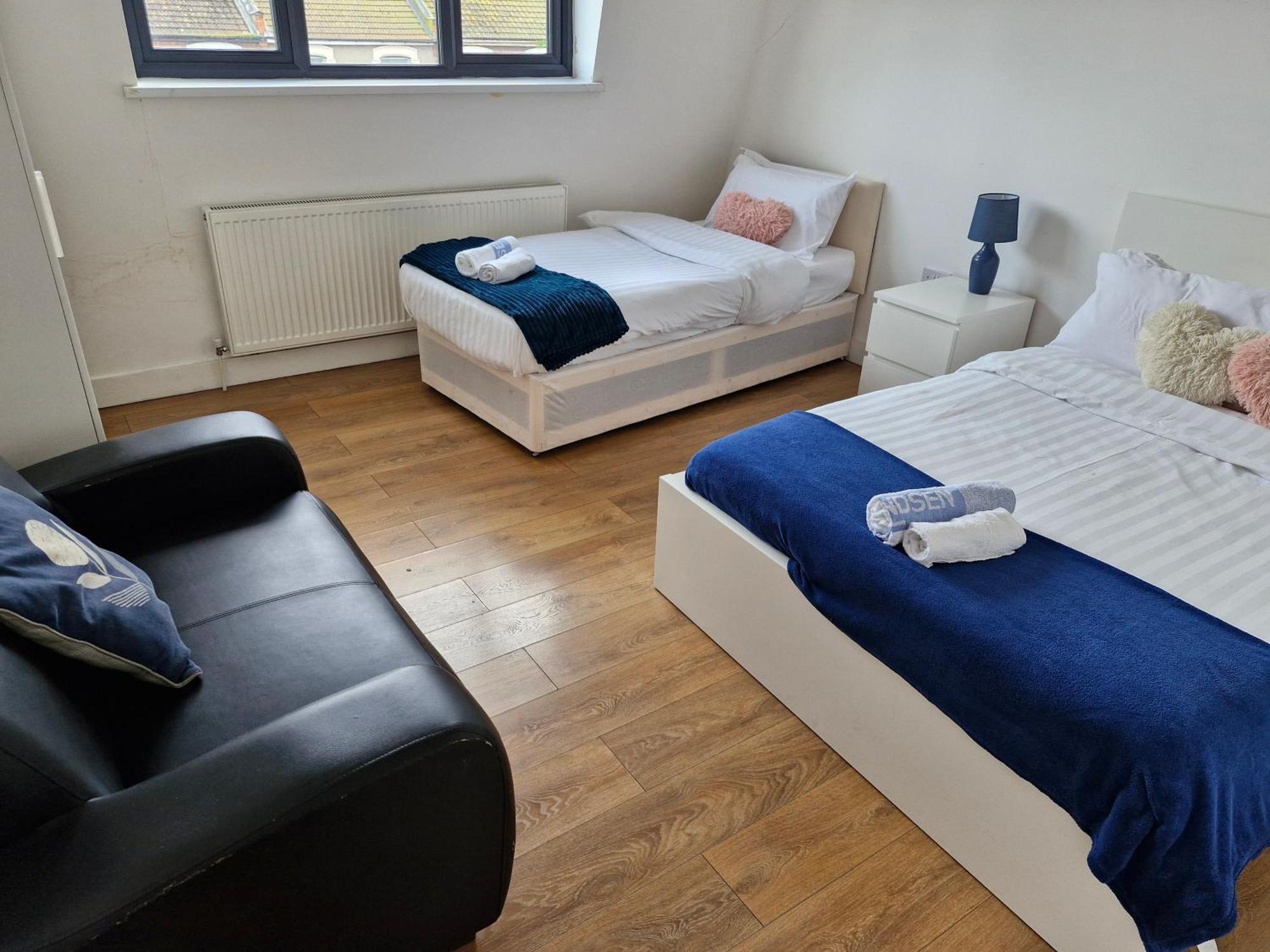 Simply Relax,1 Eastham London Apartment Exterior photo